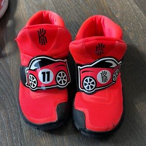 Nike infant/baby size 9 Kyrie 6 TDV 'Auto' Sneakers